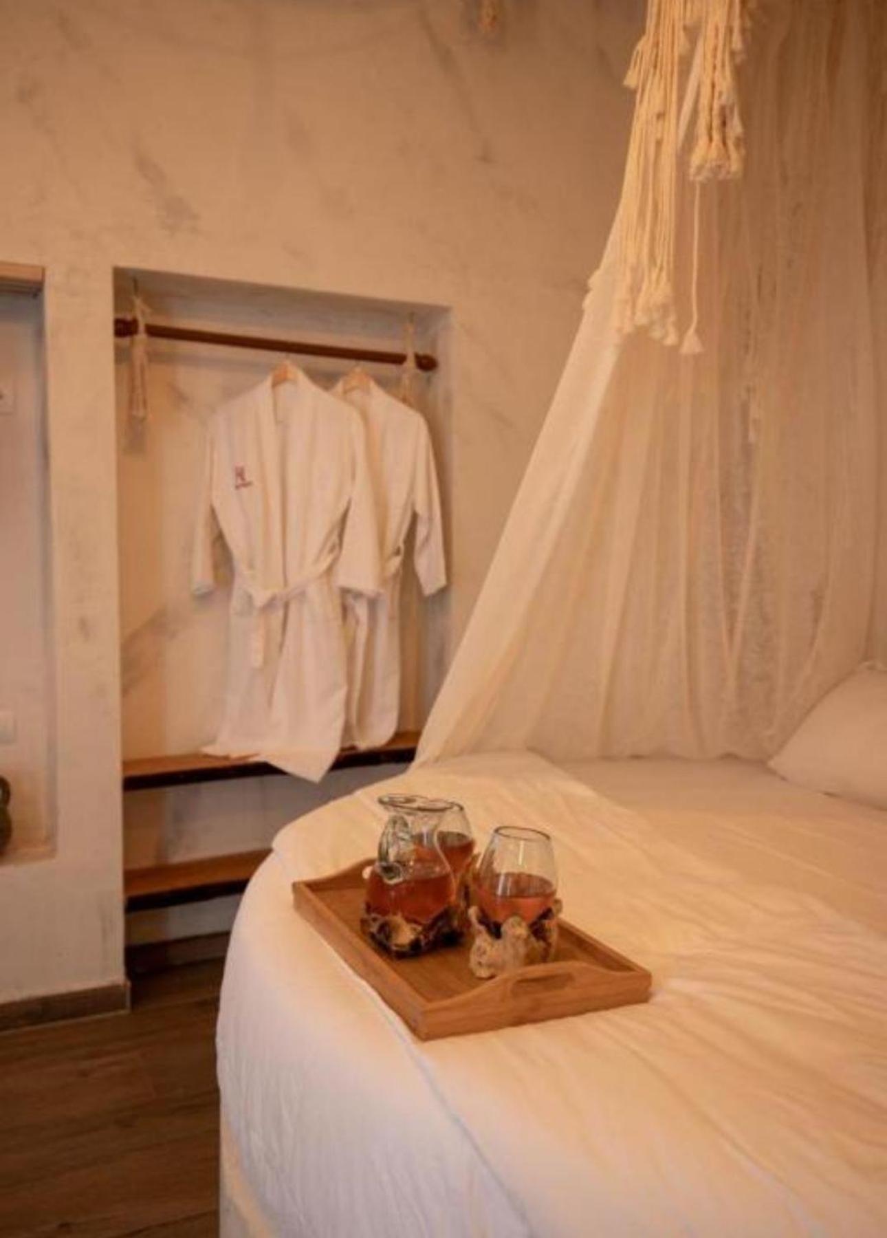 Foga Hebrus Hotel Ksamil Bagian luar foto
